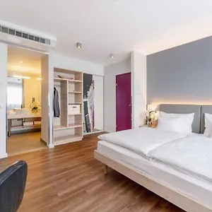 Hotel Roomz Gasometer, Vienna