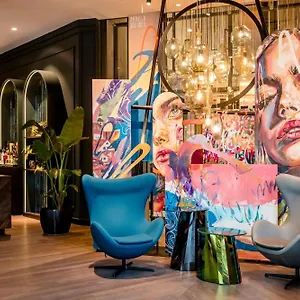 One 3*, Graz Oostenrijk